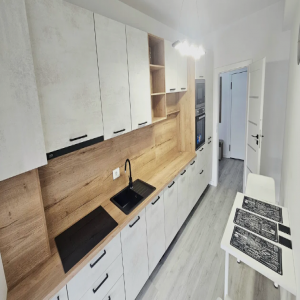 Chirie apartament decomandat 2 camere-cartier Prima Arena