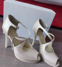 Vand sandale ivory