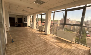 Inchiriam spațiu comercial