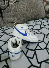 Adidasi Nike originali pt copii marimea 26