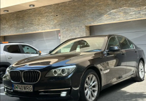 BMW Seria 7 740d xDrive Unic propietar in Romania Accept variante
