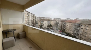 Apartament 3 camere, etaj intermediar cu lift, parcare, zona Rogerius