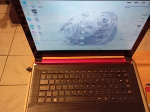 Laptop Lenovo i3 Touchscreen