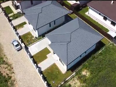 Casa la rosu 100 mp utili